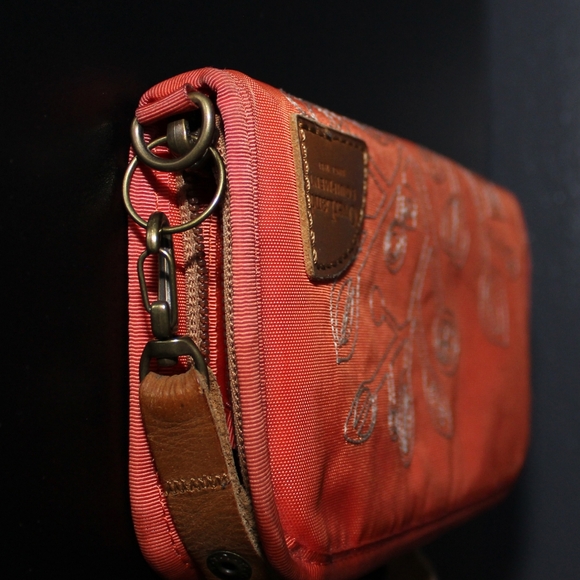 Durable Overland Equipment Tangerine Wristlet - Picture 4 of 5